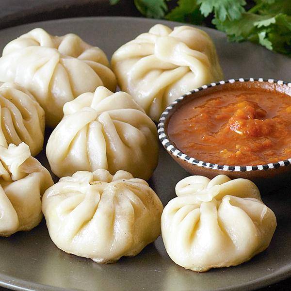 MOMO Factory | restaurant | 3202 N Broadway, Chicago, IL 60657, USA | 7736612970 OR +1 773-661-2970