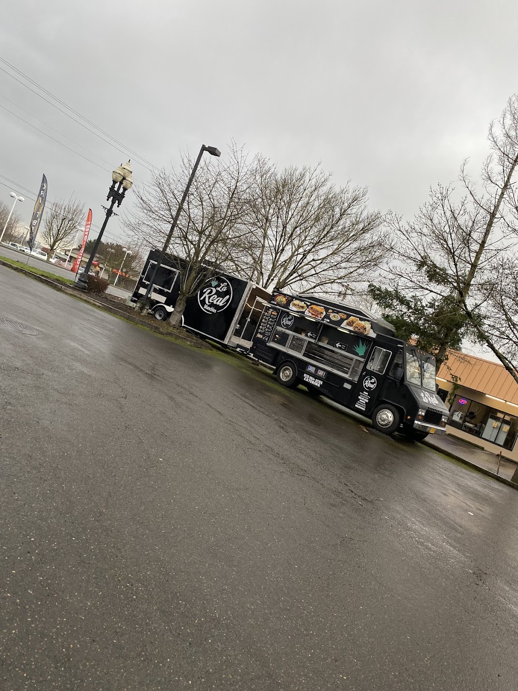 La Real Taqueria Newberg | restaurant | 2611 Portland Rd, Newberg, OR 97132, USA | 5033745922 OR +1 503-374-5922