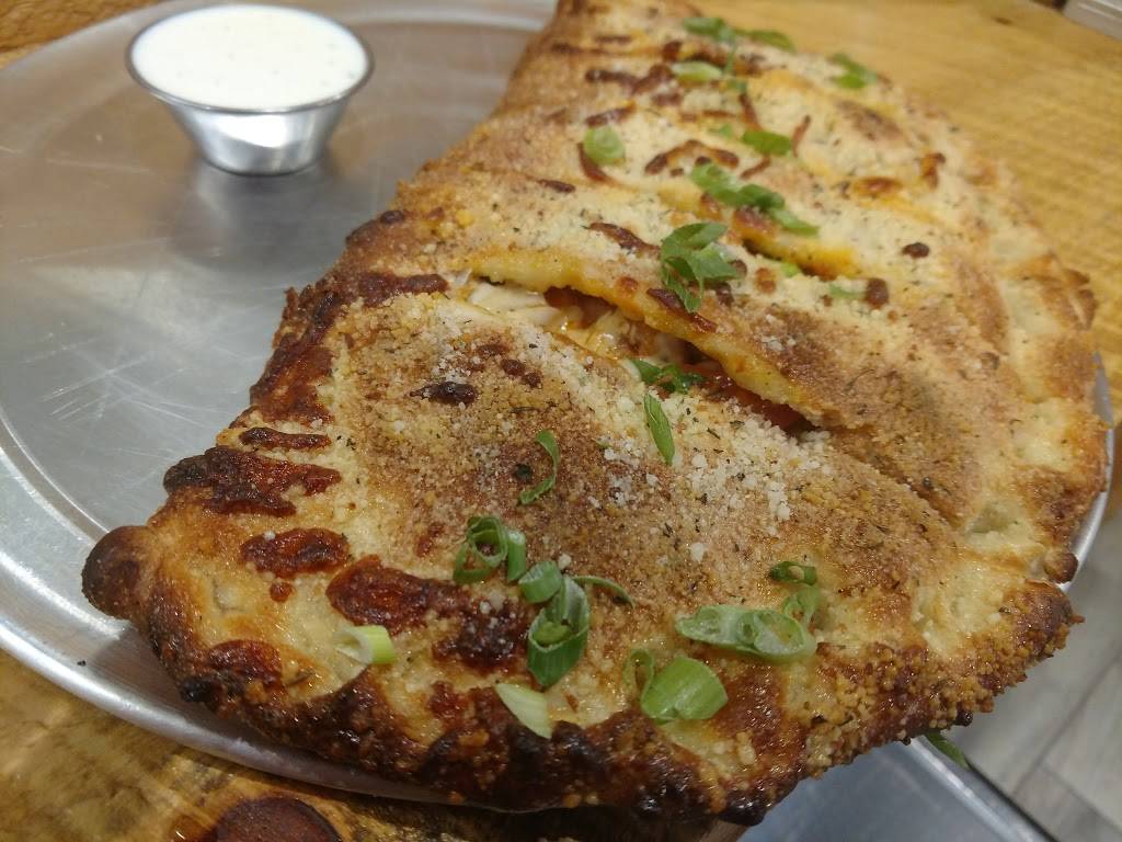 Kettlehead Brewing Company | restaurant | 407 W Main St, Tilton, NH 03276, USA | 6032868100 OR +1 603-286-8100