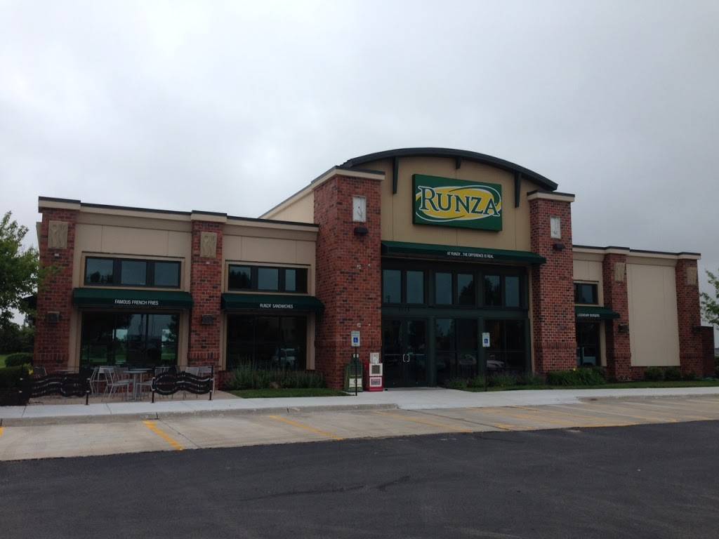 Runza Restaurant | restaurant | 8525 Andermatt Drive (87TH &, NE-2, Lincoln, NE 68526, USA | 4024881533 OR +1 402-488-1533