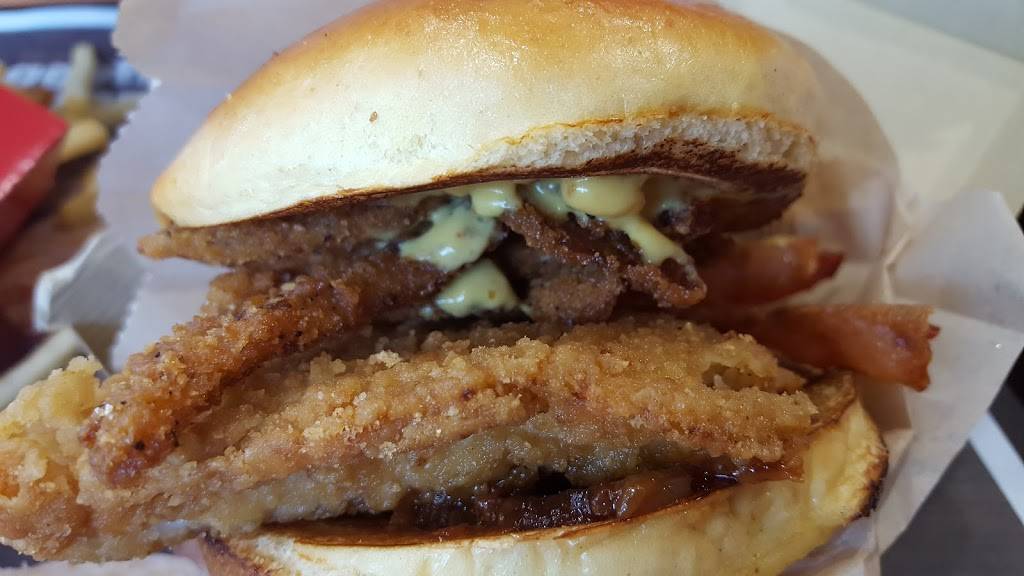 McDonalds | cafe | 13811 20th Ave, College Point, NY 11356, USA | 7183581177 OR +1 718-358-1177