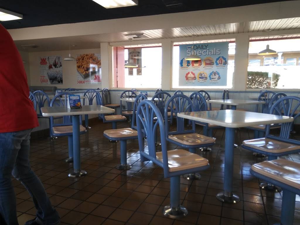Wienerschnitzel | restaurant | 1200 N Yarbrough Dr, El Paso, TX 79925, USA | 9155926290 OR +1 915-592-6290