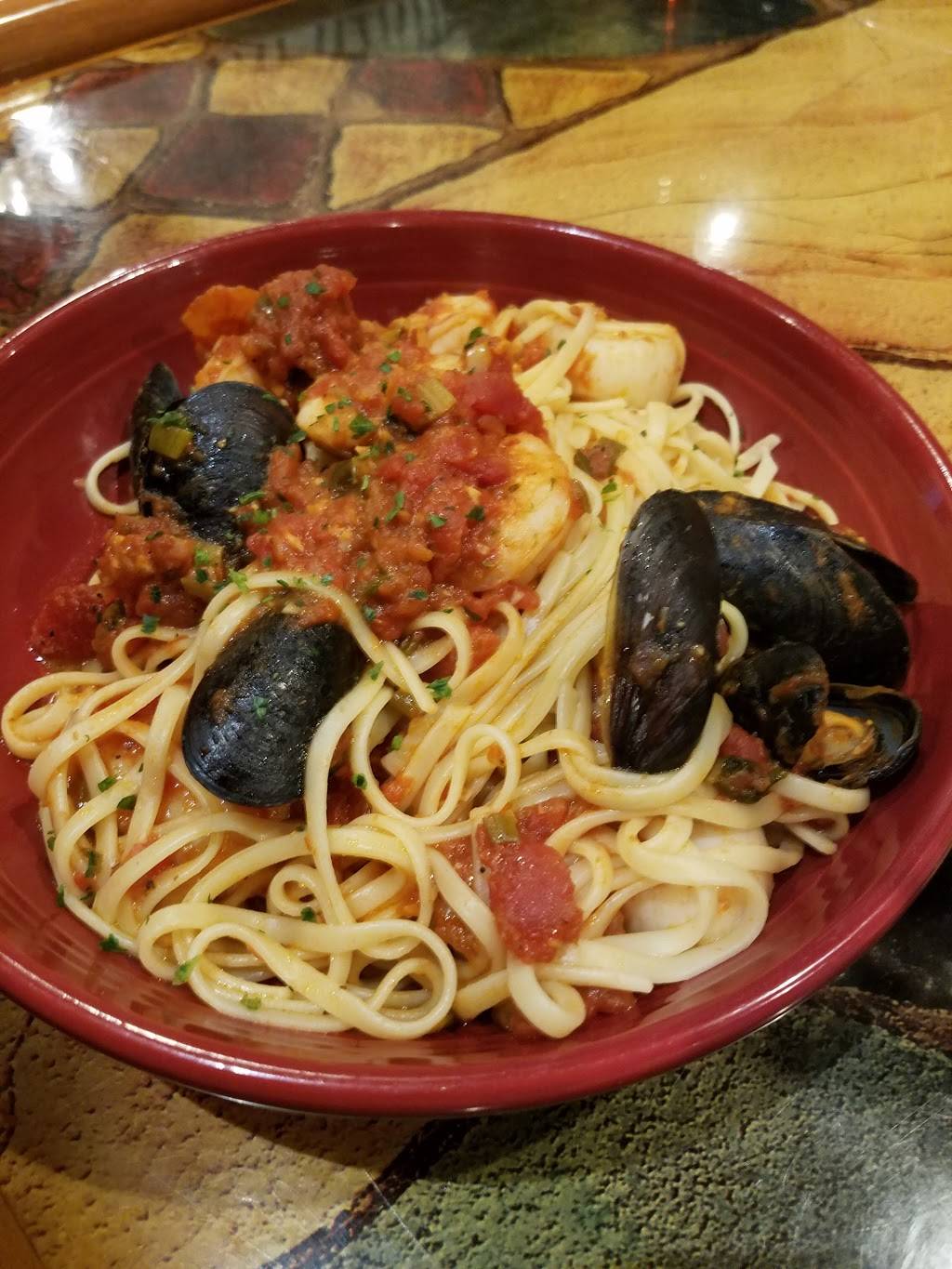 Carrabbas Italian Grill | restaurant | 12192 Sunset Hills Rd, Reston, VA 20190, USA | 7034647909 OR +1 703-464-7909