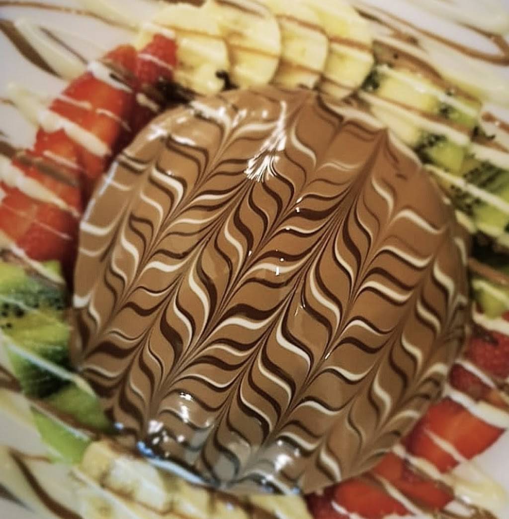 Crepeaholics | cafe | 1299 Galleria at Tyler #5520, Riverside, CA 92503, USA | 9517296670 OR +1 951-729-6670