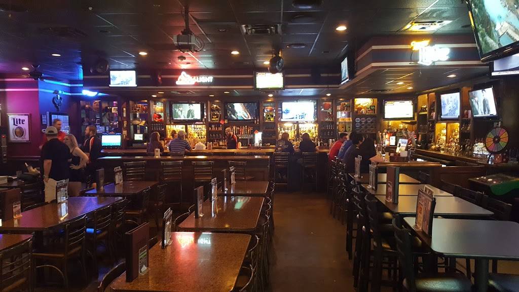 Stats Sports Bar and Grill | restaurant | 10850 Louetta Rd #1700, Houston, TX 77070, USA | 2812578287 OR +1 281-257-8287