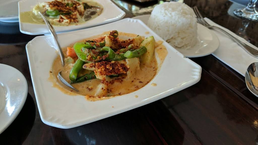 Siam Basil Thai Restaurant | restaurant | 2161 NJ-35, Sea Girt, NJ 08750, USA | 7329747300 OR +1 732-974-7300