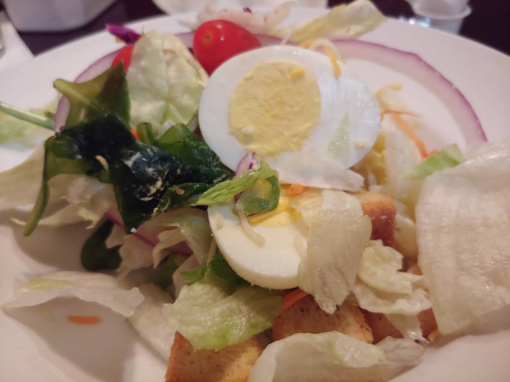 Brown Derby Lyndhurst | restaurant | 5370 Mayfield Rd, Cleveland, OH 44124, USA | 4407201173 OR +1 440-720-1173