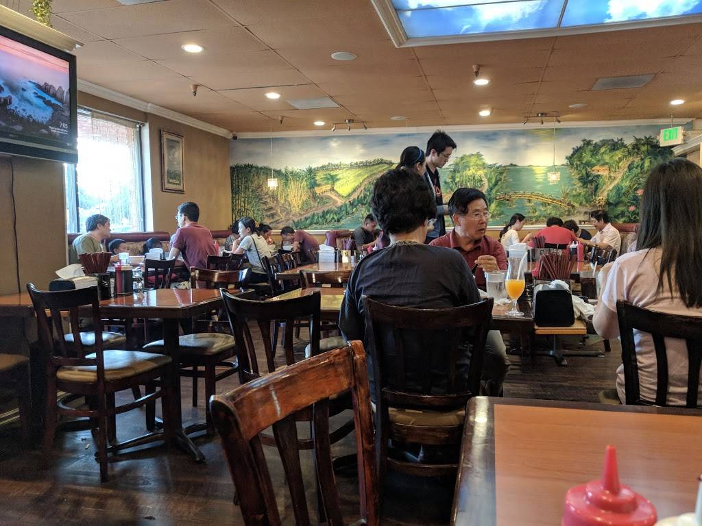 Pho Lovers | restaurant | 253 E Maude Ave, Sunnyvale, CA 94085, USA | 4085308583 OR +1 408-530-8583