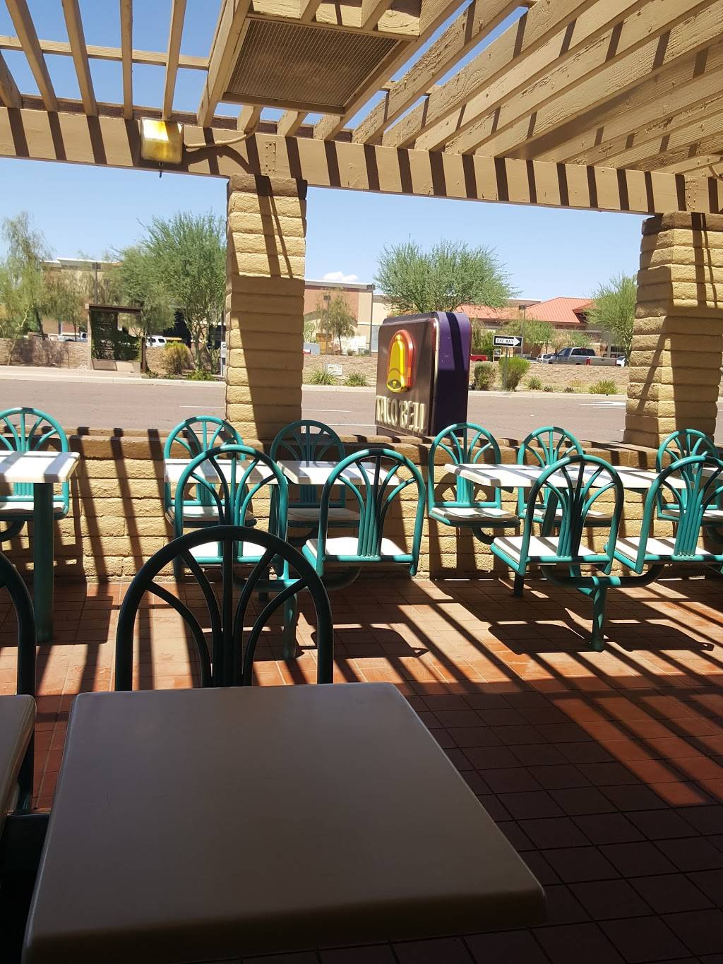 Taco Bell | meal takeaway | 7847 E McDowell Rd, Scottsdale, AZ 85257, USA | 4809466449 OR +1 480-946-6449