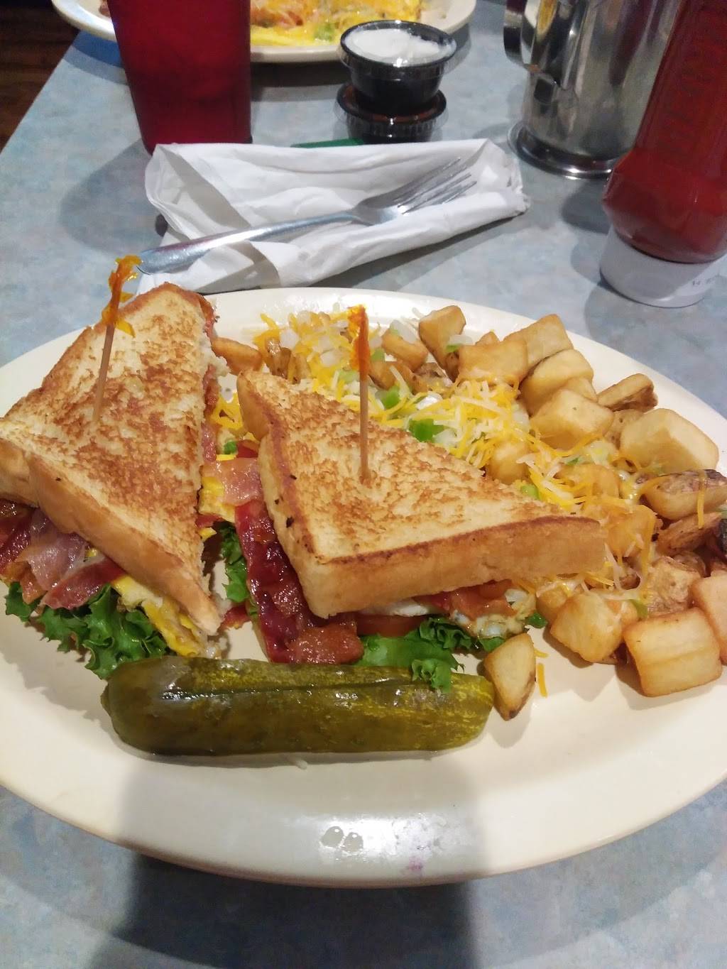 Smoky Mountain Pancake House | restaurant | 4050 Parkway, Pigeon Forge, TN 37863, USA | 8654536746 OR +1 865-453-6746