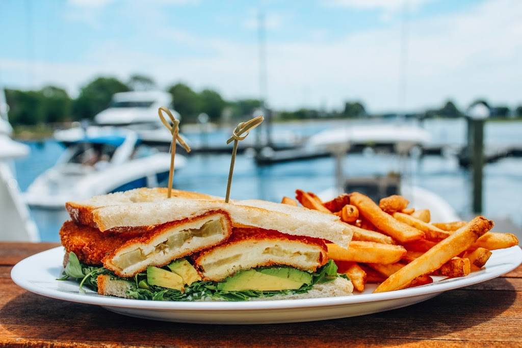 Mile Marker One Restaurant & Bar | restaurant | 75 Essex Ave, Gloucester, MA 01930, USA | 9782832122 OR +1 978-283-2122