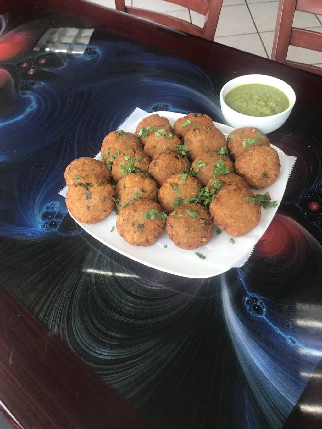 Gulaab Bagh | restaurant | 1710 Oak Tree Rd, Edison, NJ 08820, USA | 7325496300 OR +1 732-549-6300