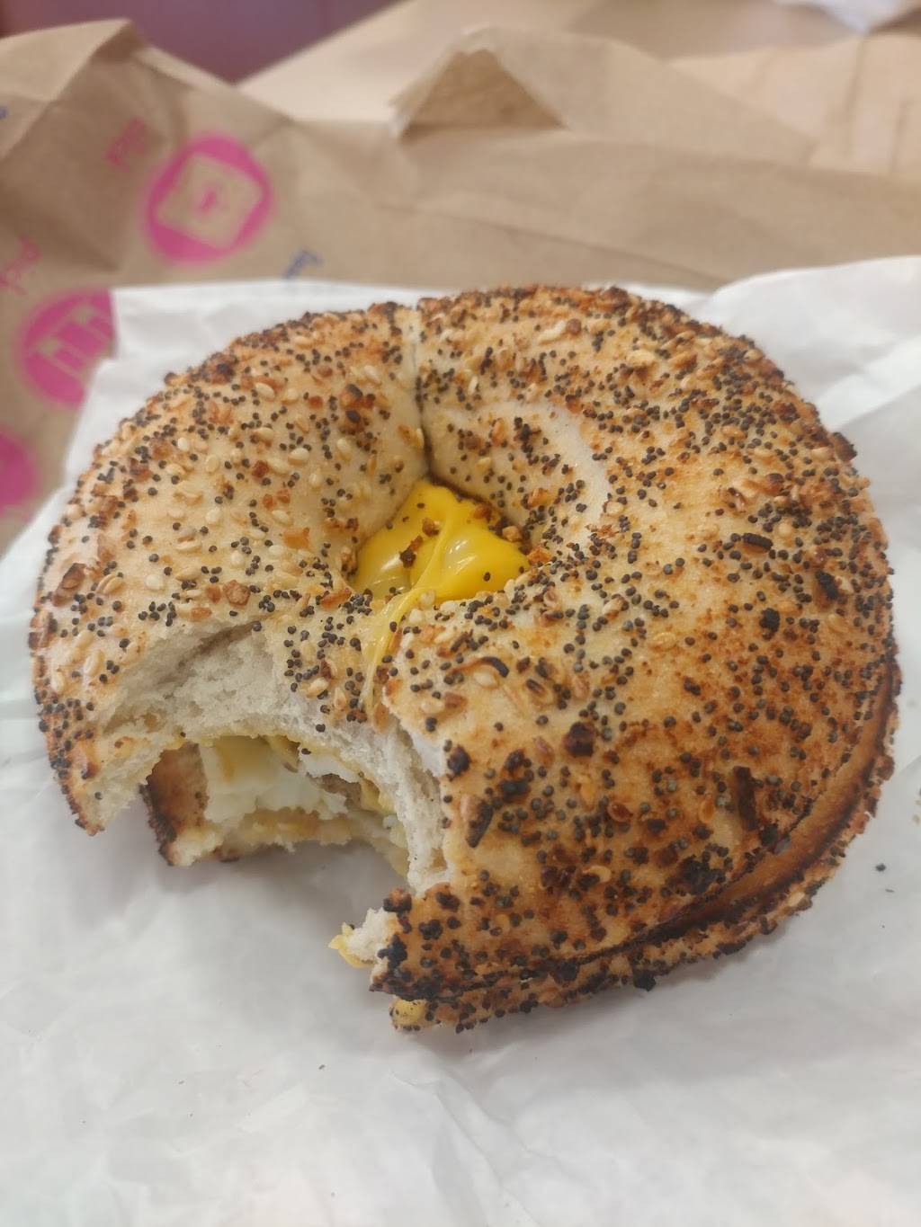 Dunkin Donuts | cafe | 717 Cypress Village Blvd, Sun City Center, FL 33573, USA | 8136333003 OR +1 813-633-3003