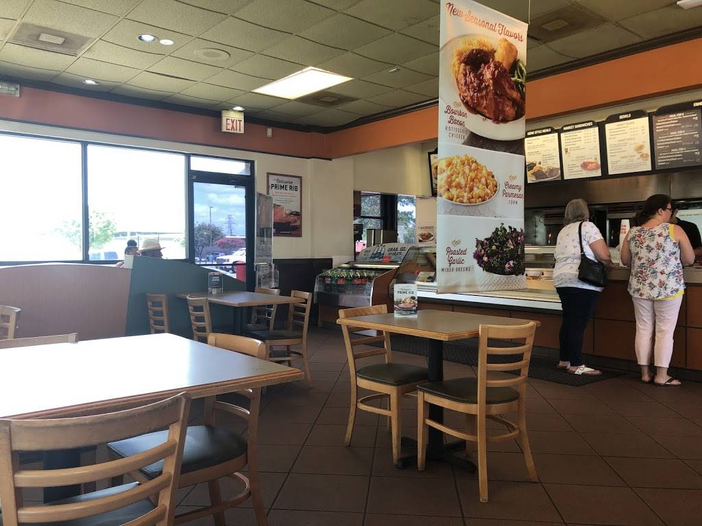 Boston Market | restaurant | 2561 E Pioneer Pkwy, Arlington, TX 76010, USA | 8172742121 OR +1 817-274-2121