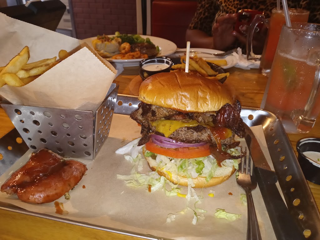 Chilis Grill & Bar | restaurant | 19905 Biscayne Blvd, Aventura, FL 33180, USA | 3056829898 OR +1 305-682-9898