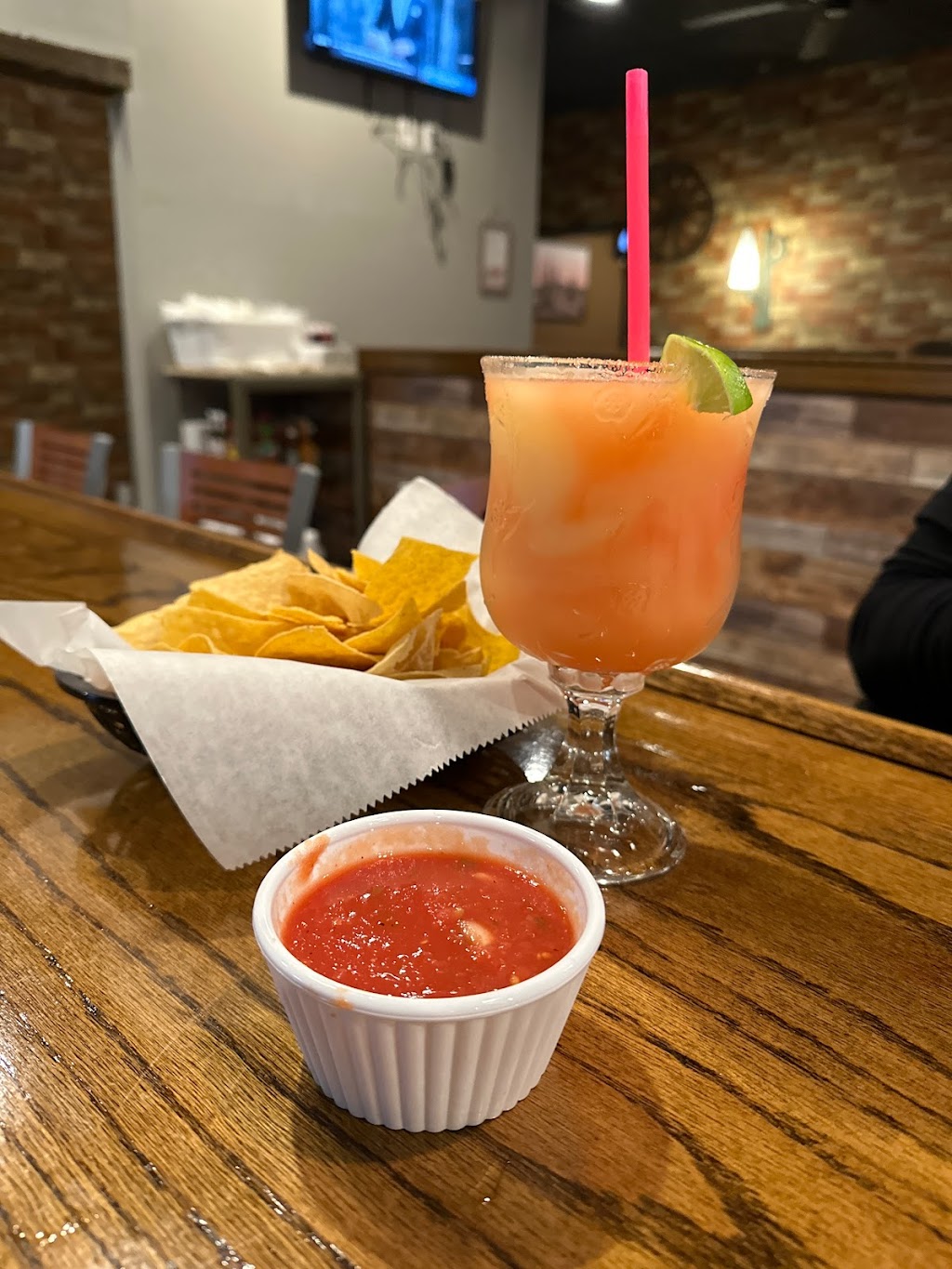 La Nueva Tequilas | restaurant | 6473 LA-44 #123, Gonzales, LA 70737, USA | 2252453200 OR +1 225-245-3200