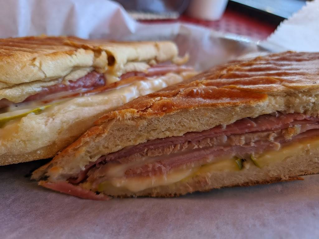 Anthonys Italian Deli and Eatery | restaurant | 4944 S Tamiami Trail, Sarasota, FL 34231, USA | 9413652998 OR +1 941-365-2998