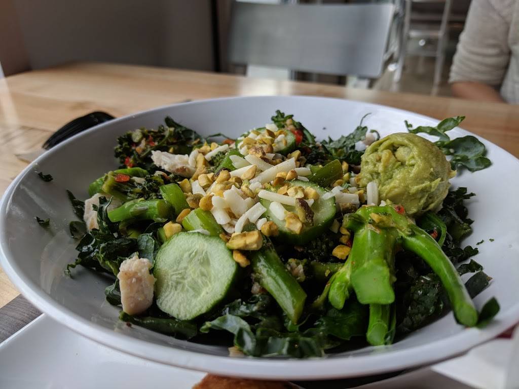 Café Zupas | restaurant | 4226 Easton Loop W, Columbus, OH 43219, USA | 6144059703 OR +1 614-405-9703