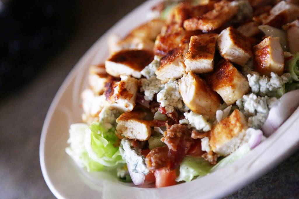 Sahms Place | restaurant | 2411 E 65th St, Indianapolis, IN 46220, USA | 3172021577 OR +1 317-202-1577