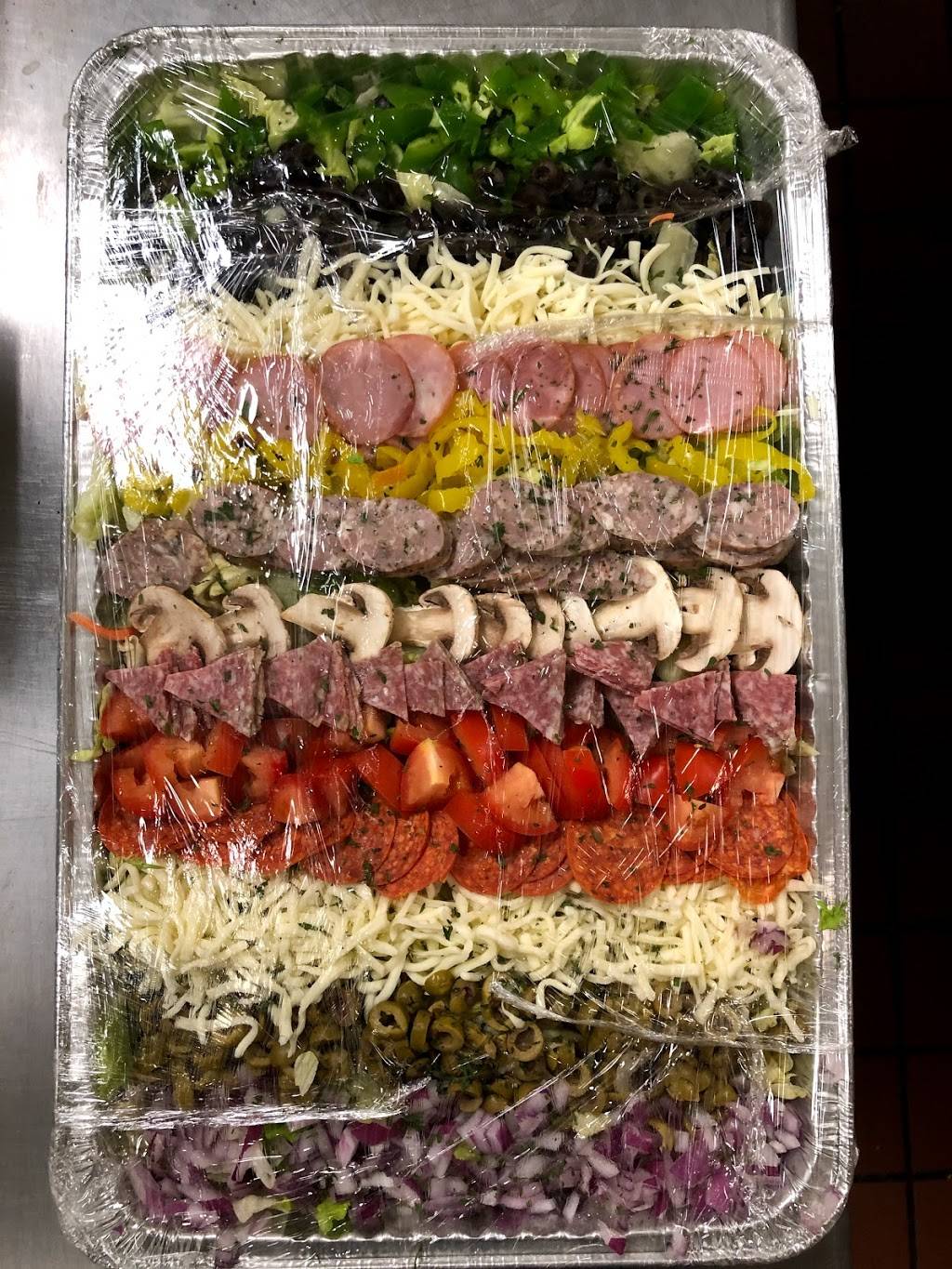 Suteras Italian Restaurant, Pizza & Catering | restaurant | 22716 Midland Dr, Shawnee, KS 66226, USA | 9136673000 OR +1 913-667-3000