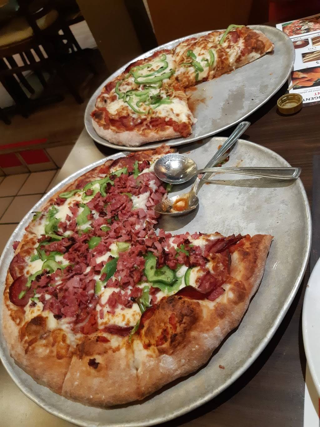 Restaurant Vulcano | restaurant | 261 Montée des Pionniers, Terrebonne, QC J6V 1H4, Canada | 4506549274 OR +1 450-654-9274