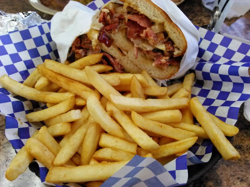 Gus Jr | restaurant | 295 E Redlands Blvd, San Bernardino, CA 92408, USA | 9098258219 OR +1 909-825-8219