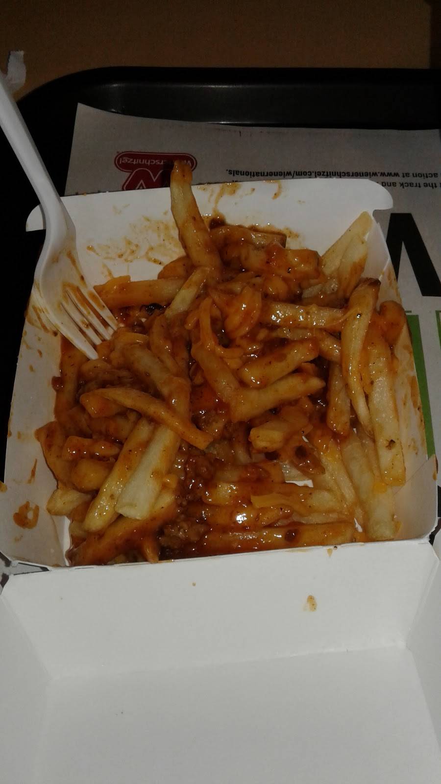 Wienerschnitzel | restaurant | 2565 Highland Ave, Highland, CA 92346, USA | 9098628801 OR +1 909-862-8801