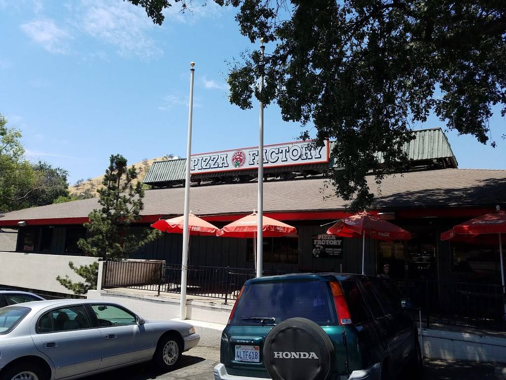 Pizza Factory | restaurant | 40915 Sierra Dr, Three Rivers, CA 93271, USA | 5595611018 OR +1 559-561-1018