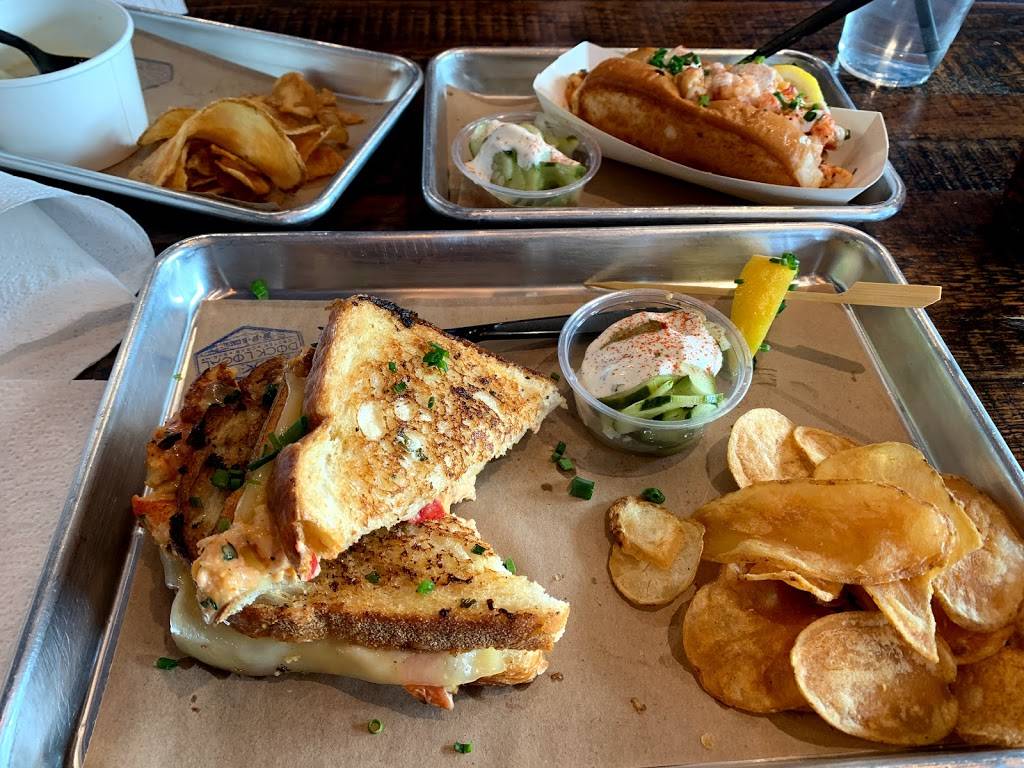 Dock Local | restaurant | 3839 McKinney Ave #150, Dallas, TX 75204, USA | 9723734587 OR +1 972-373-4587