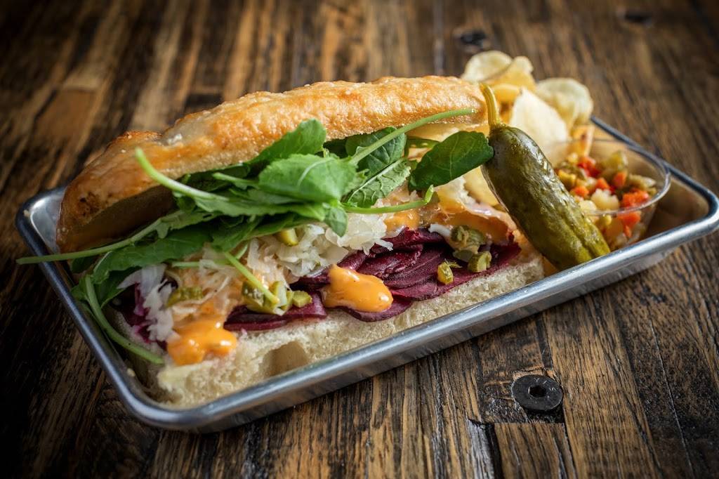 Longacre Chicago | restaurant | Pizza Box 1309 West Wilson Avenue, Dining Room & Garden 1303 West Wilson Avenue, Chicago, IL 60640, USA | 7732937413 OR +1 773-293-7413