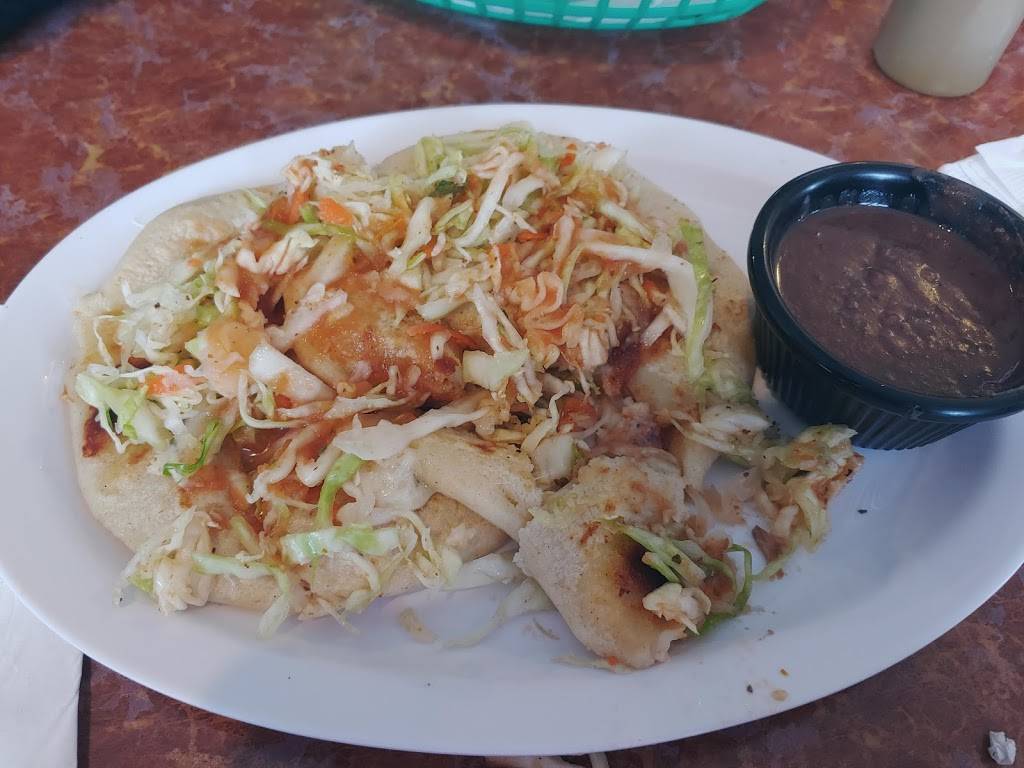 Restaurante Salvadoreño Y Pupuseria Los 3 Hermanos | restaurant | 4426 N 19th Ave, Phoenix, AZ 85015, USA | 6022835110 OR +1 602-283-5110