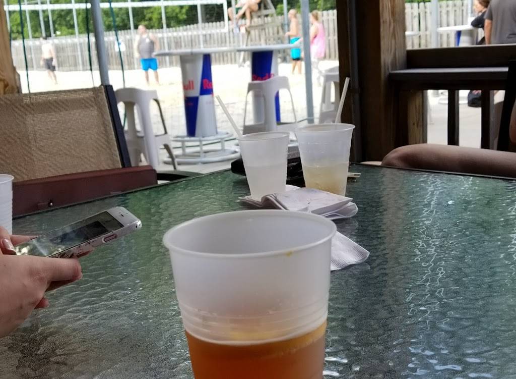 Razzles | restaurant | 27128 Bagley Rd, Olmsted Falls, OH 44138, USA | 4402353663 OR +1 440-235-3663