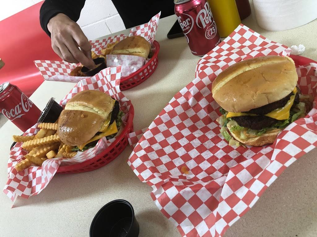 BnB Burgers N Beyond | restaurant | 1704 Galveston Ave, Fort Worth, TX 76110, USA | 6827032111 OR +1 682-703-2111