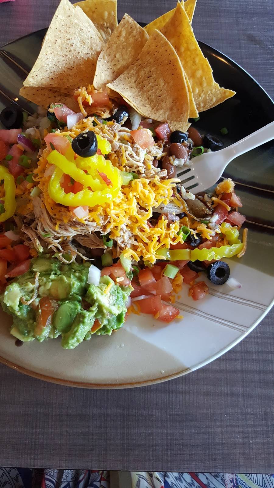 Bandit Burrito | restaurant | 5340 Merle Hay Rd, Johnston, IA 50131, USA | 5152549999 OR +1 515-254-9999