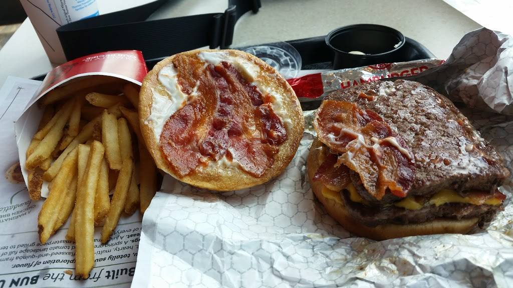 Wendys | restaurant | 6077 S Goldenrod Rd, Orlando, FL 32822, USA | 4074820757 OR +1 407-482-0757