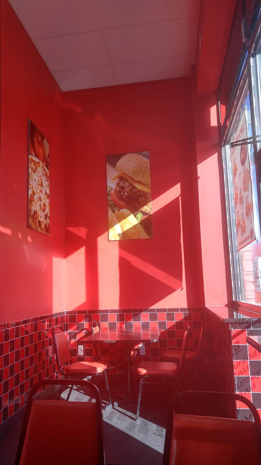 Papas Pizza & BBQ | restaurant | 2697 W Grand Blvd, Detroit, MI 48208, USA | 3138755555 OR +1 313-875-5555