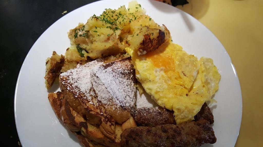 Debbies Delights | restaurant | 4495 Jonesboro Rd, Forest Park, GA 30297, USA | 3143302672 OR +1 314-330-2672