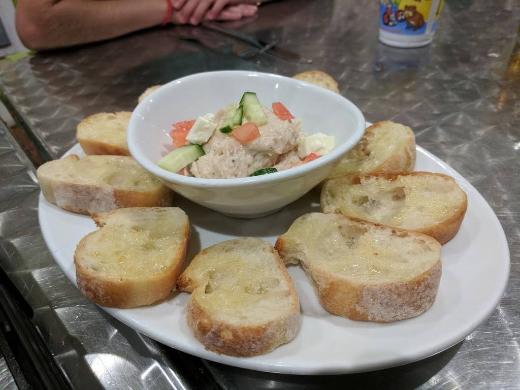 Sand Dollar Bar & Grille | restaurant | 2 Beach St, York, ME 03909, USA | 2076060077 OR +1 207-606-0077