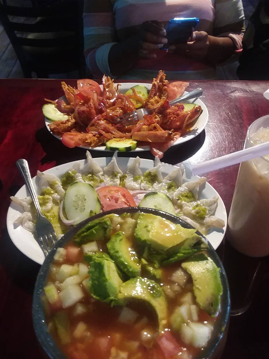 El Cevichazo Restaurant | restaurant | 2728 E Palmdale Blvd, Palmdale, CA 93550, USA | 6615263263 OR +1 661-526-3263