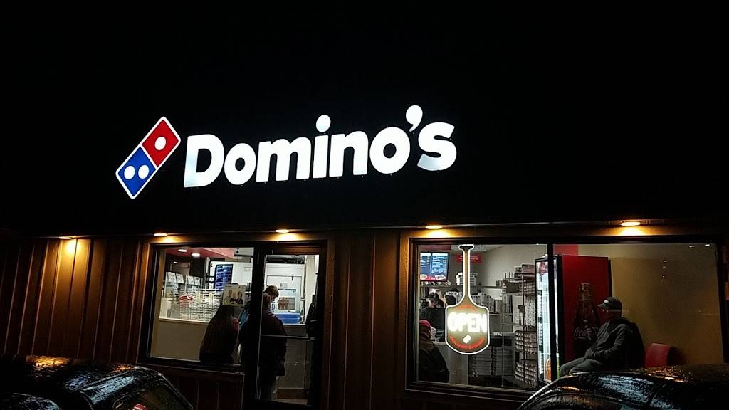 Dominos Pizza | meal delivery | 738 Michigan Ave, Holland, MI 49423, USA | 6163924556 OR +1 616-392-4556