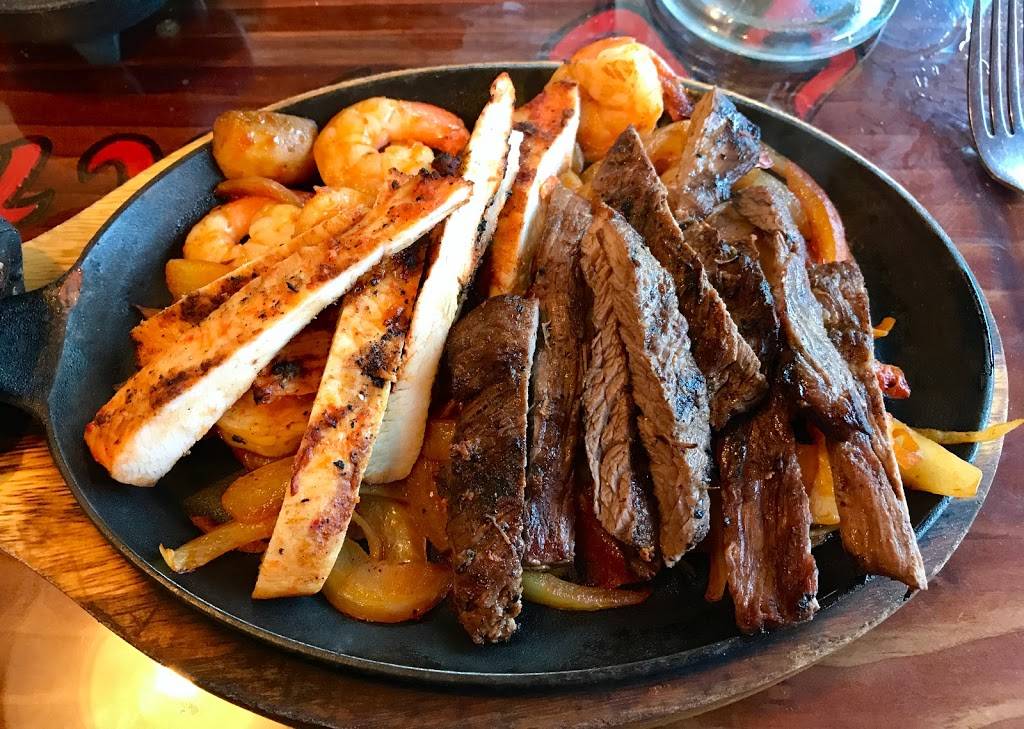 El Guajillo | Mexican Restaurant | restaurant | 12725 SW Pacific Hwy, Tigard, OR 97223, USA | 5033725556 OR +1 503-372-5556