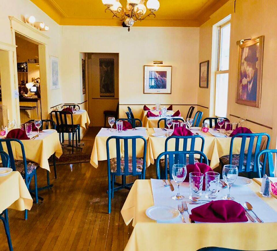 Restaurant La Chitarra | restaurant | 140 Rue Morin, Sainte-Adèle, QC J8B 2T7, Canada | 4502296904 OR +1 450-229-6904