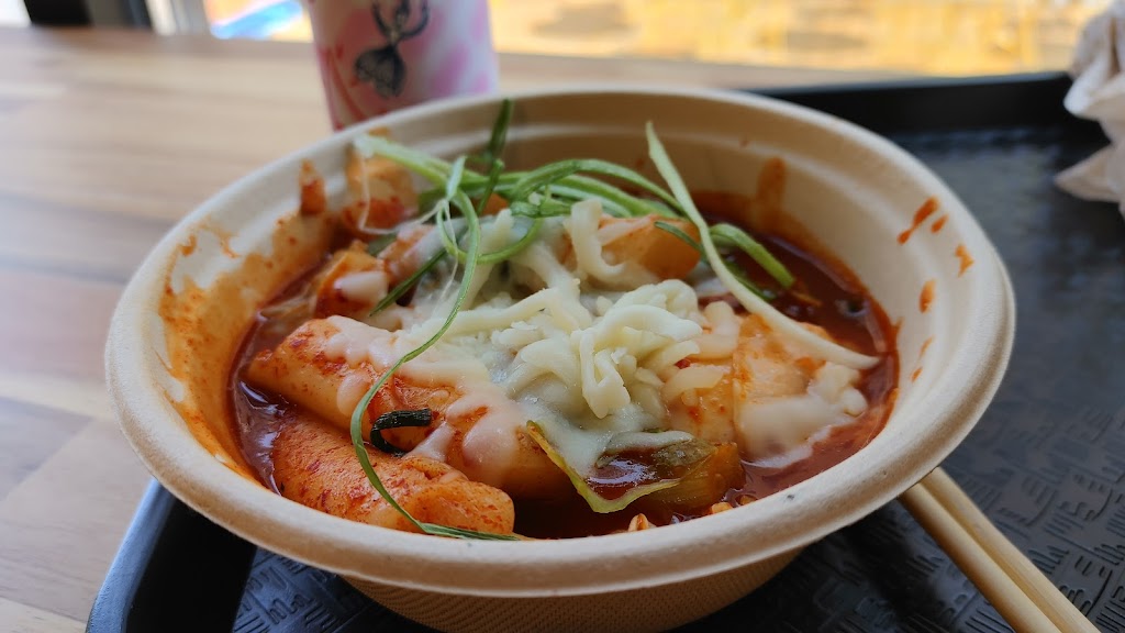 K-Town Snack Bar | restaurant | 210 Oakland Ave, Pittsburgh, PA 15213, USA | 4125865488 OR +1 412-586-5488