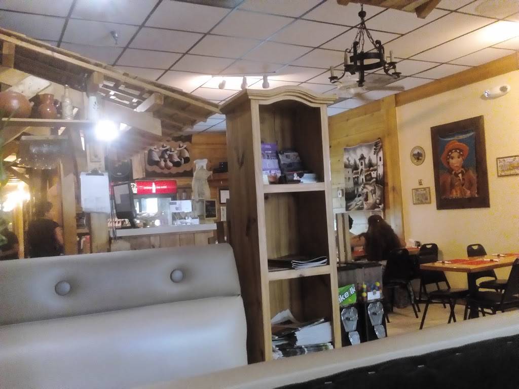 Las Cholitas Peruvian Cuisine | restaurant | 1831 N Pine Island Rd, Plantation, FL 33322, USA | 9543066041 OR +1 954-306-6041