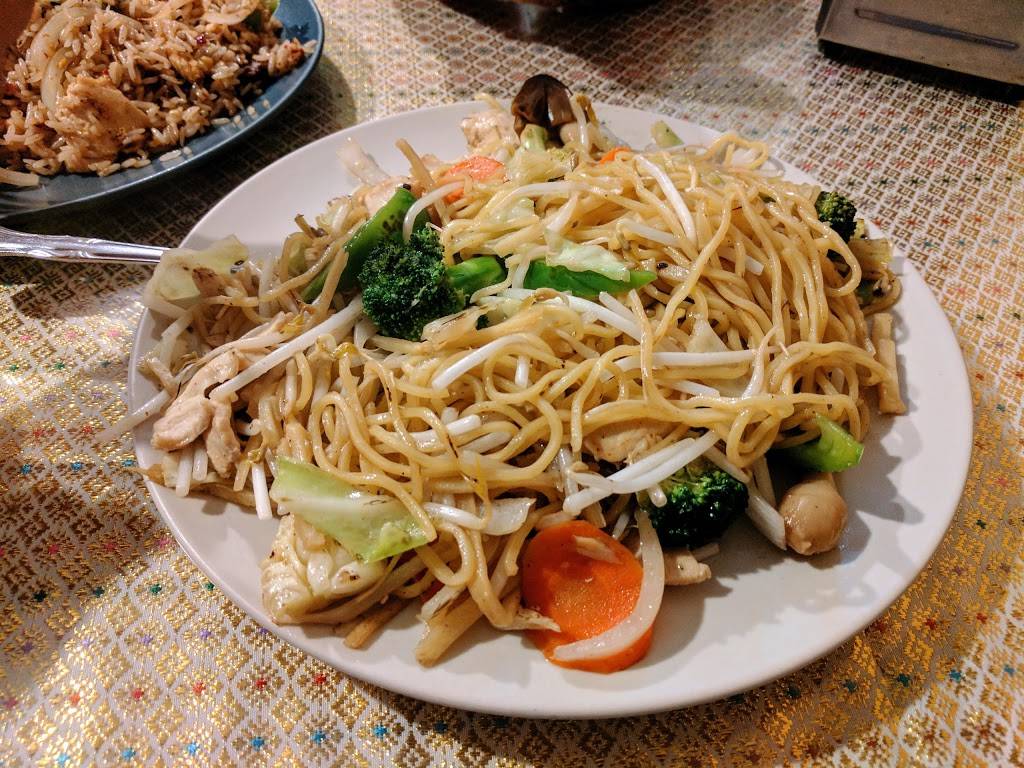 Barnrau Thai Halal Cuisine | restaurant | 10825 Oxnard St, North Hollywood, CA 91606, USA | 8187627152 OR +1 818-762-7152