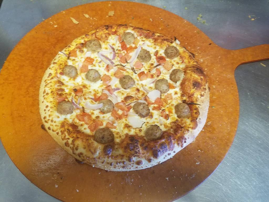 Pizza Hut | restaurant | 7790 E McDowell Rd Suite 102, Scottsdale, AZ 85257, USA | 4809463145 OR +1 480-946-3145