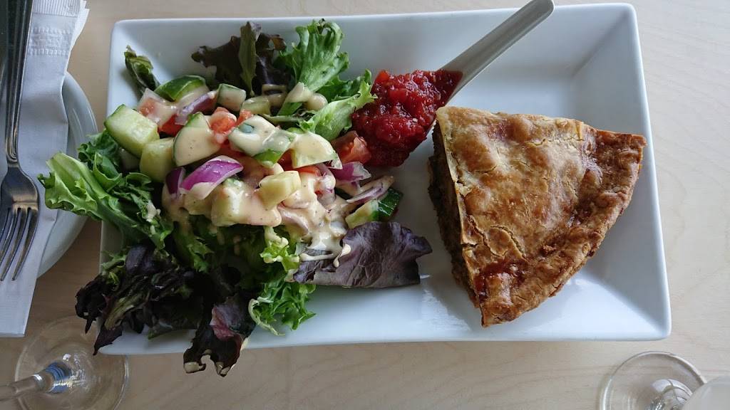 Cafe Pot-Au-Feu | restaurant | 794 Chemin Riverside, Wakefield, QC J0X 3G0, Canada | 8194592080 OR +1 819-459-2080