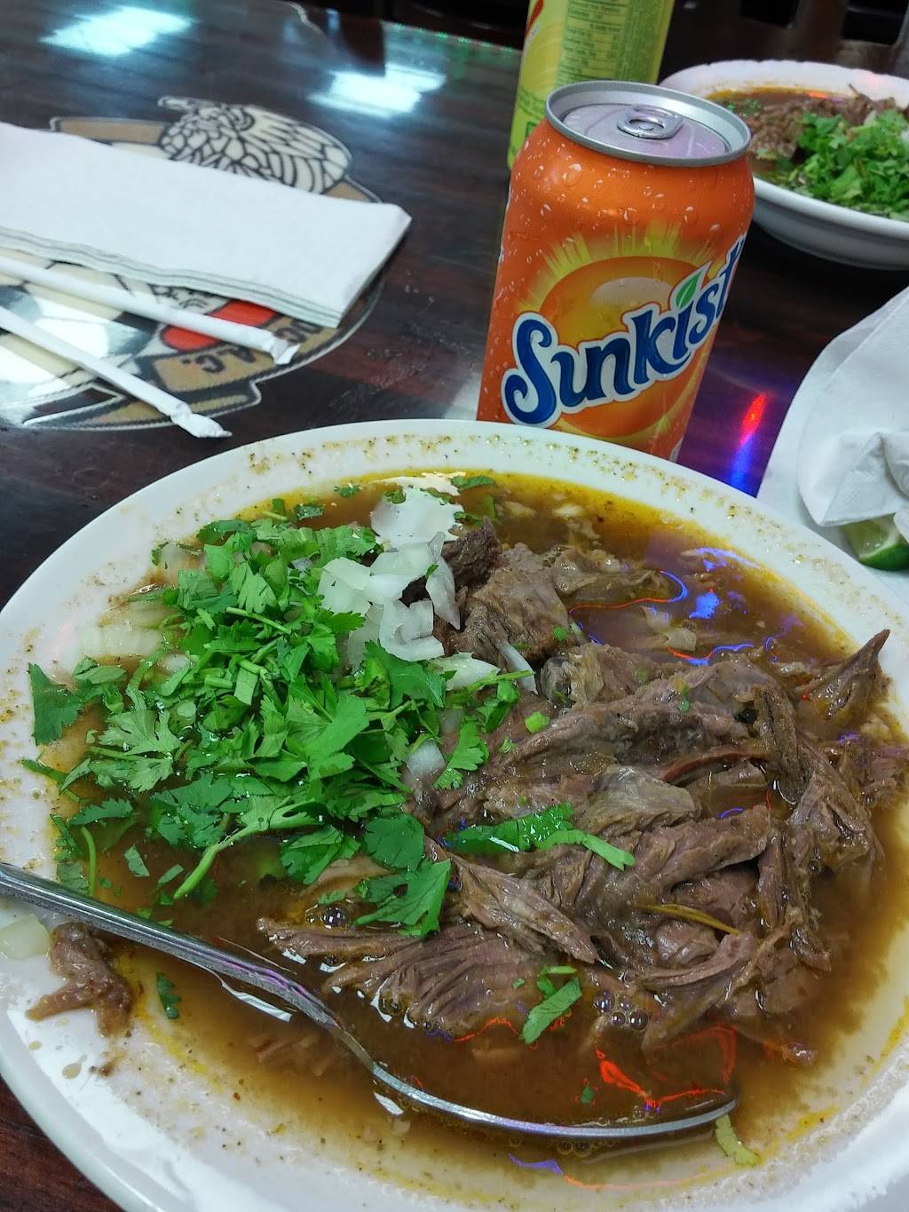 Birrieria Patinos Ocotlan | restaurant | 3813 W 26th St, Chicago, IL 60623, USA | 7732774116 OR +1 773-277-4116