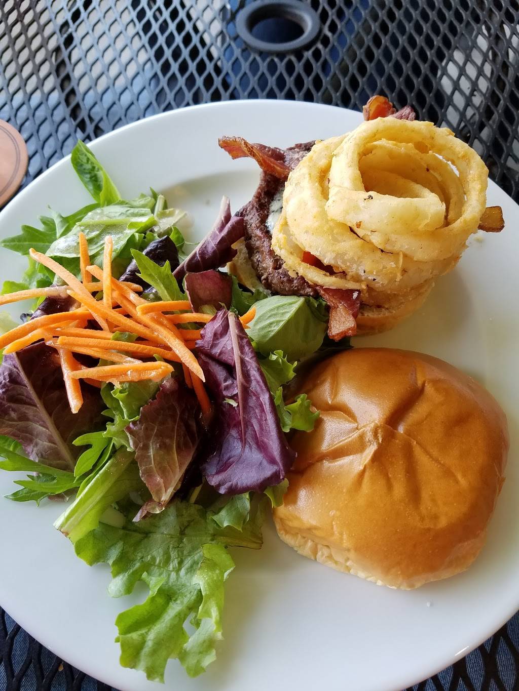 Iron Hill Brewery & Restaurant | restaurant | 620 Justison St, Wilmington, DE 19801, USA | 3024722739 OR +1 302-472-2739