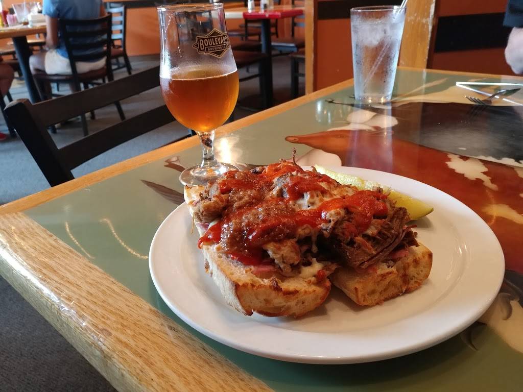 Bigelos Bistro | restaurant | 140 N Main St, Edwardsville, IL 62025, USA | 6186551471 OR +1 618-655-1471